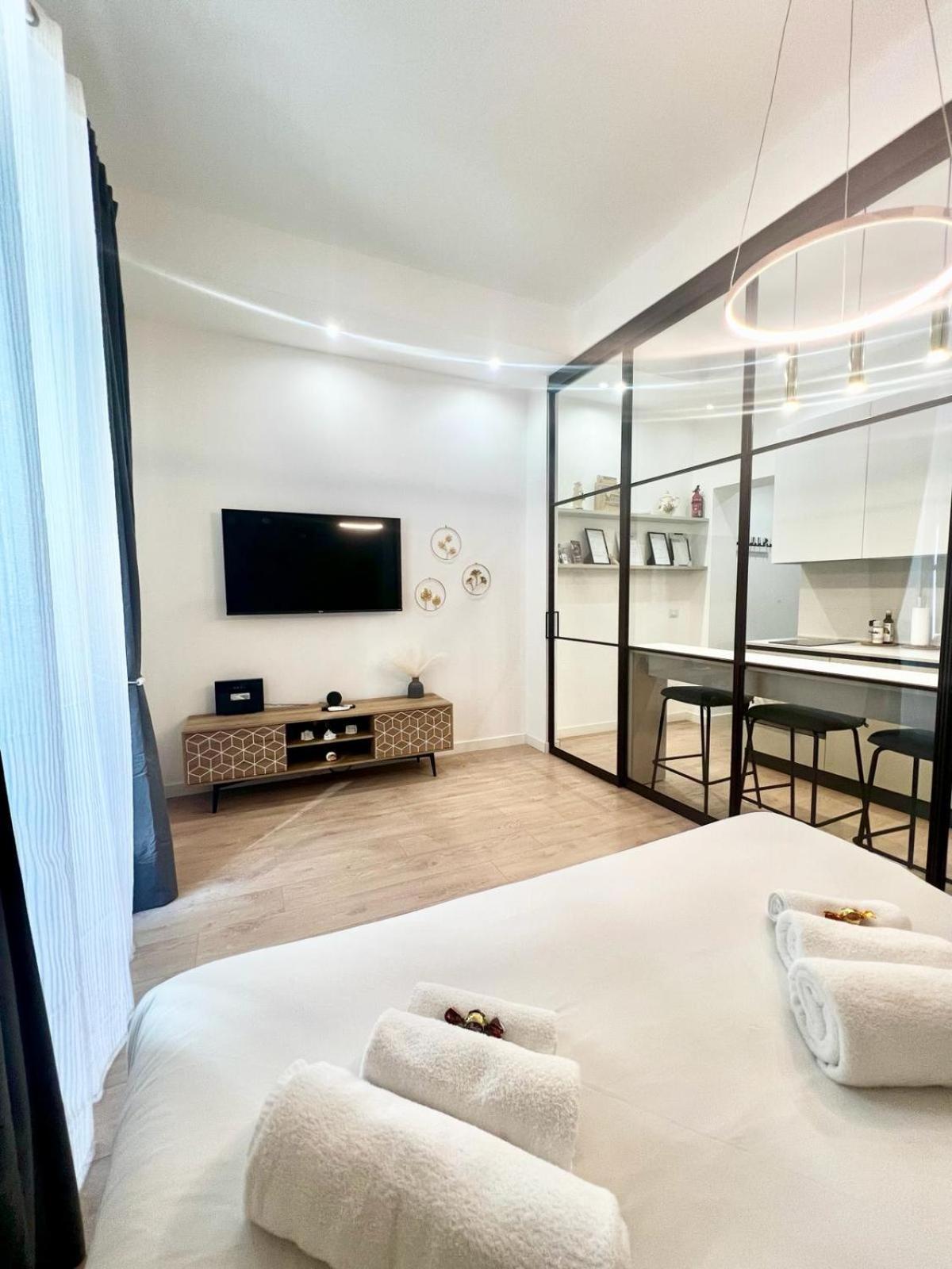 Pvr Luxury Home Rom Eksteriør billede